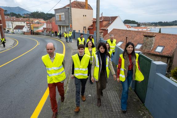 Imaxe da nova:A Xunta inicia as obras de humanización da Travesía de Palmeira, no concello de Ribeira, nas que inviste preto de 3 M€