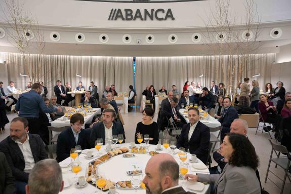 Imaxe da nova:A conselleira María M. Allegue destaca na Coruña o esforzo licitador da Xunta en vivenda e infraestructuras que acada preto de 210 ...