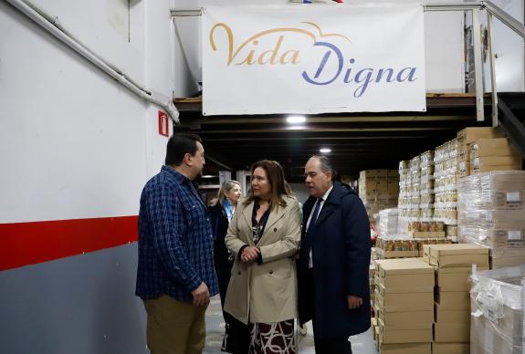 Imaxe da nova:A Xunta salienta a colaboración coa ONG viguesa Vida Digna na súa labor de inclusión social