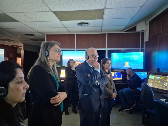 Imagen de la noticia:Galicia muestra sus referentes en formación e investigación a la delegación de Bretaña con la visita al Instituto Marítimo P...