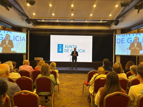 Imagen de la noticia:La Xunta consolida los lazos con la comunidad gallega de Uruguay e impulsa el fortalecimiento de los vínculos sociales, cult...