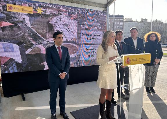Imaxe da nova:A delegada da Xunta en Ferrol asiste á apertura do primeiro tramo das obras de humanización das Pías