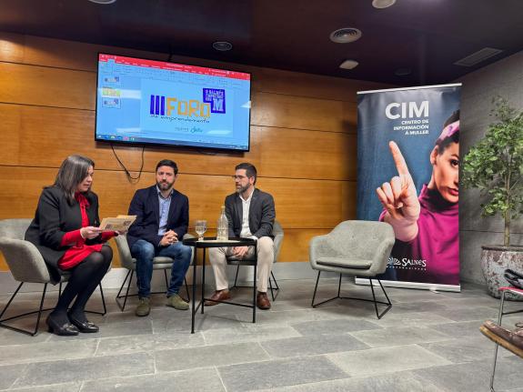 Imagen de la noticia: La Xunta promueve el emprendimiento femenino en la comarca del Salnés a través de herramientas clave como lo Por el de Vila...