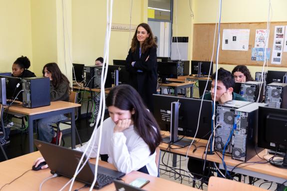 Imagen de la noticia:Cerca de 7.500 alumnos de bachillerato se presentan a las pruebas de competencia digital impulsadas por la Xunta