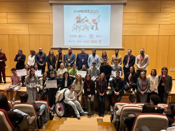 Imagen de la noticia:La Xunta apoya el emprendimiento chico en la nueva edición del 