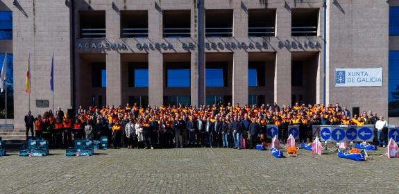 Imaxe da nova:Rueda reivindica o compromiso e “espírito de servizo” dos milleiros de voluntarios de Protección Civil que traballan por toda Galic...