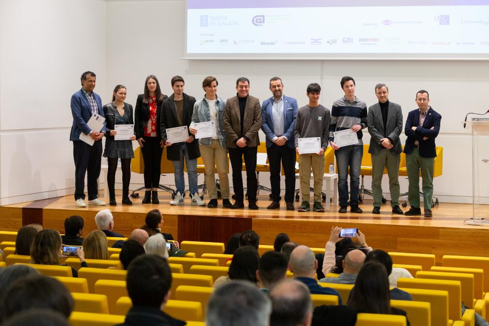Imaxe 1 de 2 asociada á nova