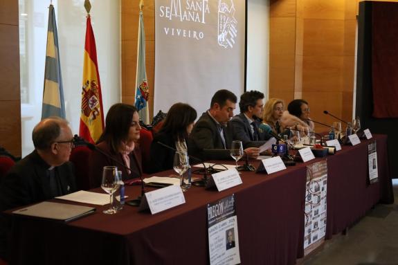 Imaxe da nova:O Goberno galego renova a colaboración coa xunta de confrarías de Viveiro para celebrar a Semana Santa