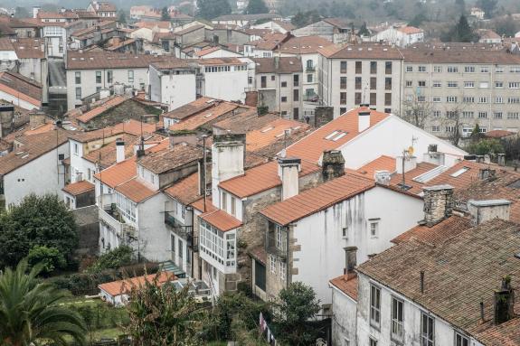 Imaxe da nova:Rueda anuncia a aprobación de dúas liñas de avais para a compra de vivenda, unha dirixida aos menores de 36 anos e outra para a com...