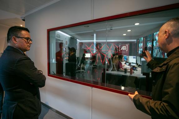 Imaxe da nova:A Xunta apela a seguir traballando da man do tecido empresarial co obxectivo de reter e captar talento para atender as necesidades ...