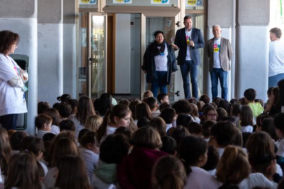 Imaxe da nova:López Campos destaca a implicación dos centros escolares coa lingua a través do programa ‘Falamos +’
