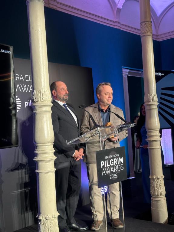 Imaxe da nova:Xosé Merelles salienta a achega dos premiados Pilgrim 2025 á promoción e divulgación do Camiño de Santiago