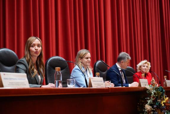 Imaxe da nova:Fabiola García avanza que o Programa Galicia Investiga Igualdade permitirá impulsar carreiras científicas en materia de xénero