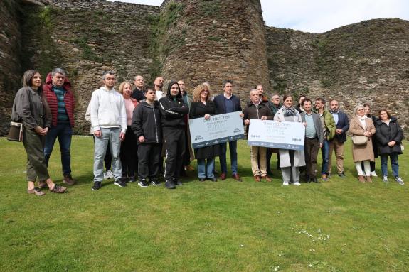 Imaxe da nova:A gala ‘Diez Raz10nes’, que contou co apoio da Xunta,  recadou 16.200 euros para  Raiolas e Down Lugo