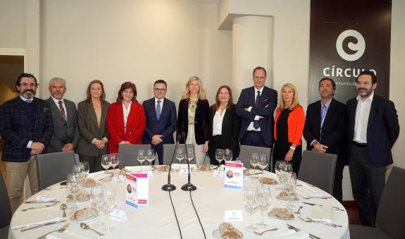 Imaxe da nova:A Xunta destaca a folla de ruta deseñada en Galicia para abordar desde a colaboración público-privada retos como as vacantes  ou o ...