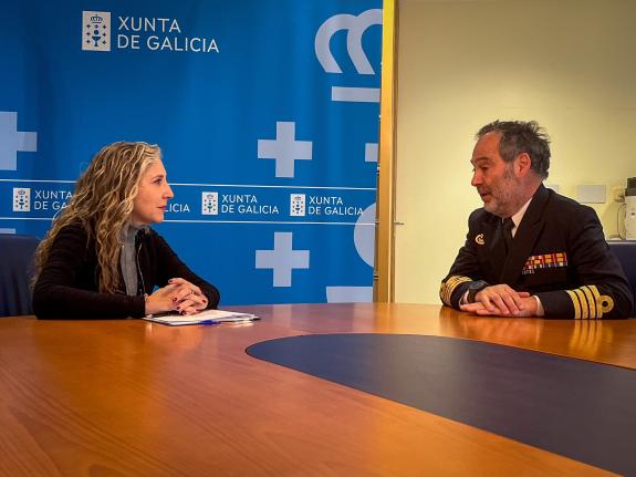 Imaxe da nova:Martina Aneiros recibe na delegación da Xunta en Ferrol ao novo delegado de Defensa en Galicia