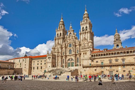 Imaxe da nova:Galicia medra en febreiro por segundo mes consecutivo por riba da media española en viaxeiros aloxados en hoteis e pensións