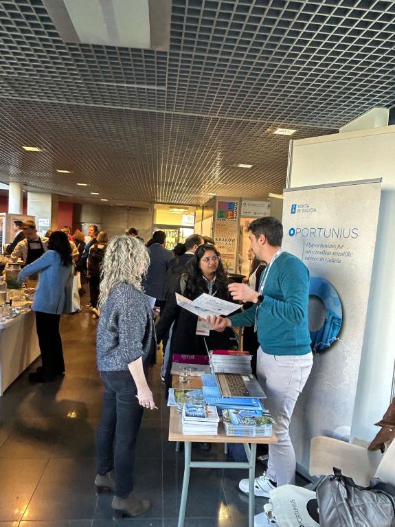 Imaxe da nova:A Xunta presenta as capacidades e oportunidades da I+D+i galega na XII Conferencia Anual da Asociación de Antigos Alumnos Marie Cur...