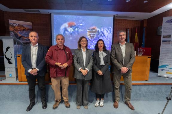 Imagen de la noticia:La Xunta aboga por el fomento de la investigación alrededor del Parque Nacional y destaca que desde 2016 fue objeto de más d...