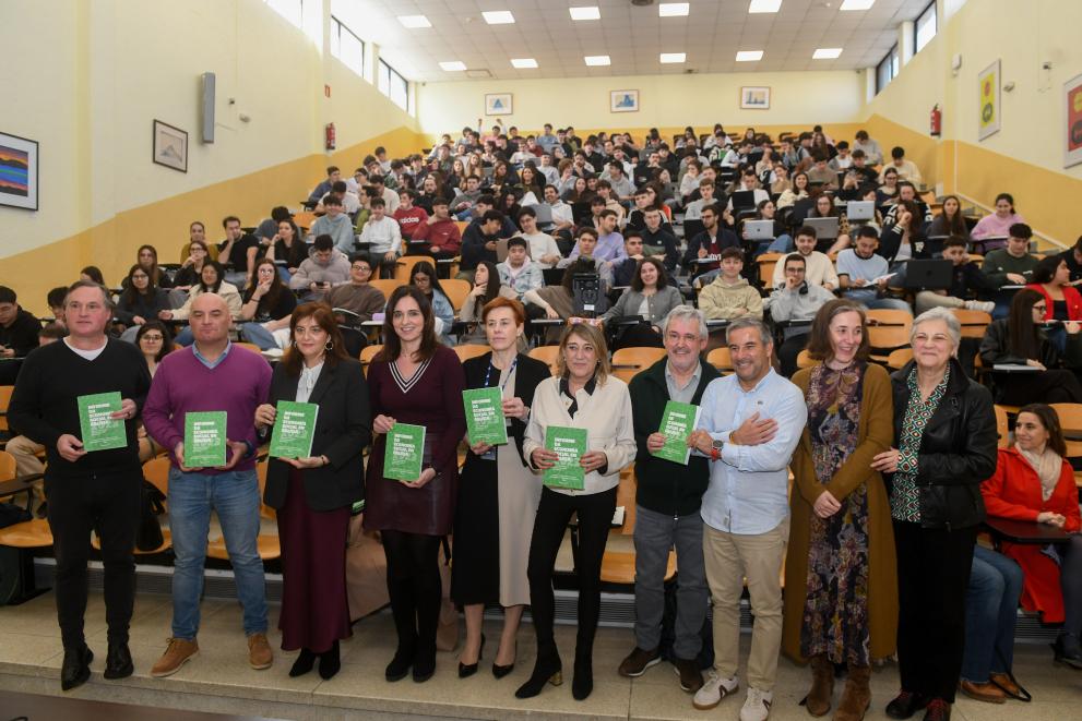 Imaxe 3 de 3 asociada á nova