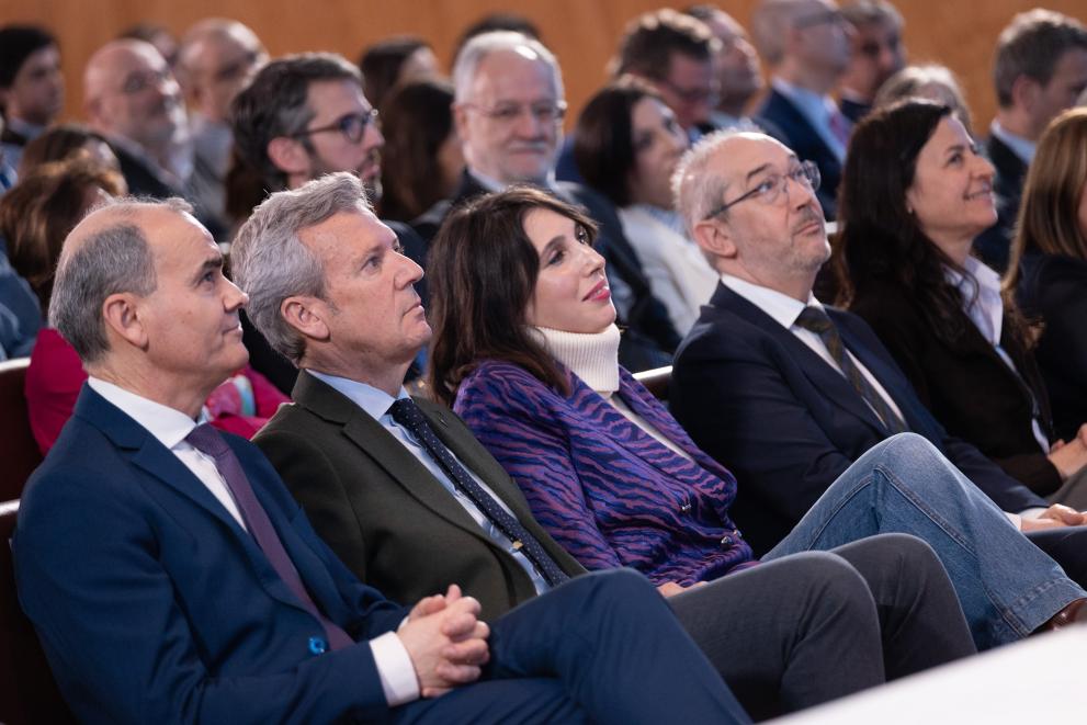 Imaxe 4 de 9 asociada á nova