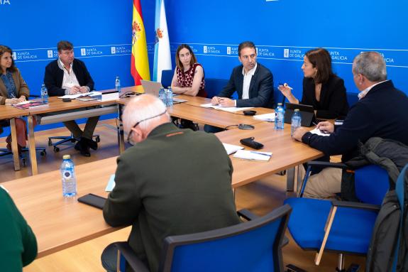 Imagen de la noticia:Villares analiza con el sector las medidas de apoyo desplegadas por el Gobierno autonómico al amparo del Plan de Competitivi...