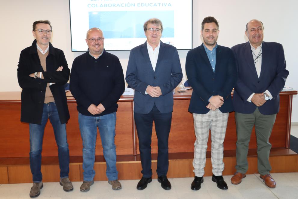 Imaxe 3 de 3 asociada á nova