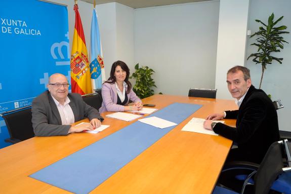 Imagen de la noticia:La conselleira María M. Allegue mantuvo un encuentro de trabajo con el alcalde de Tui