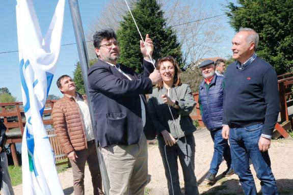 Imagen de la noticia:Ángeles Vázquez subraya el potencial turístico de los 54 senderos azules distinguidos en Galicia, que concentra un tercio de...
