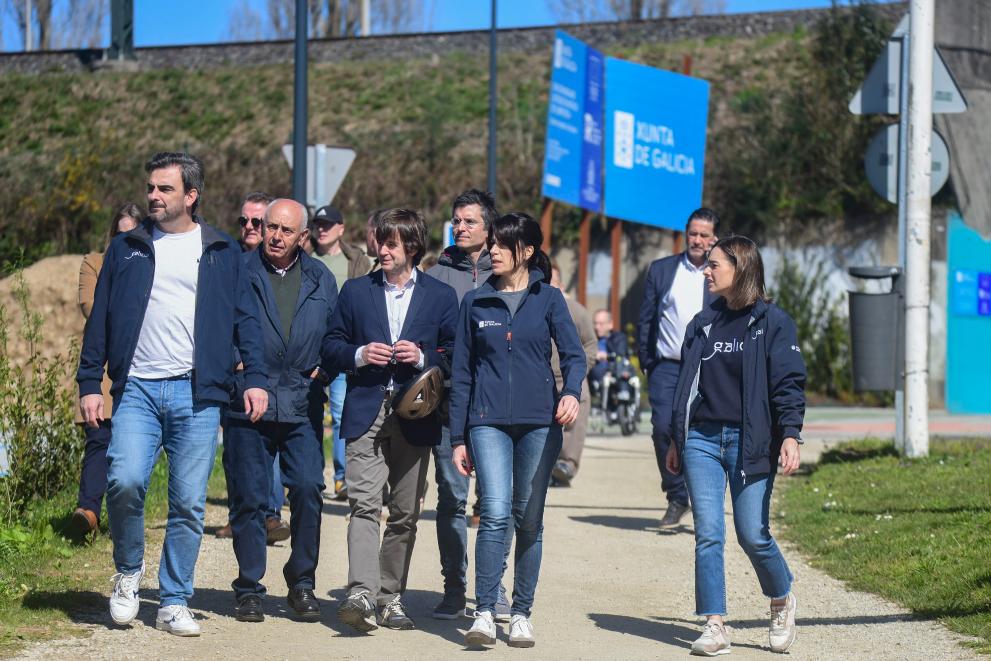Imaxe 4 de 5 asociada á nova