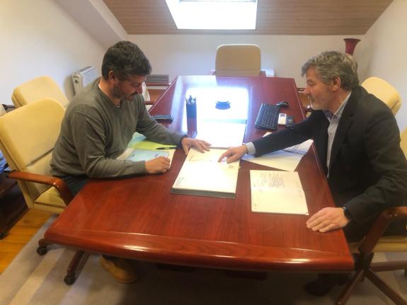 Imagen de la noticia:Portos de Galicia y el ayuntamiento de Outes avanzan en la mejora de las infraestructuras portuarias del municipio