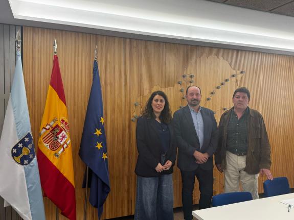 Imaxe da nova:Xosé Merelles e os alcaldes de Vilariño de Conso e Viana do Bolo analizan proxectos de promoción dos recursos turísticos da zona