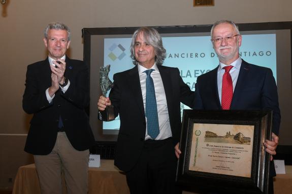 Imaxe da nova:Rueda reivindica el papel del Grupo Agrelo y del sector de la automoción como motores de empleo e innovación en Galicia