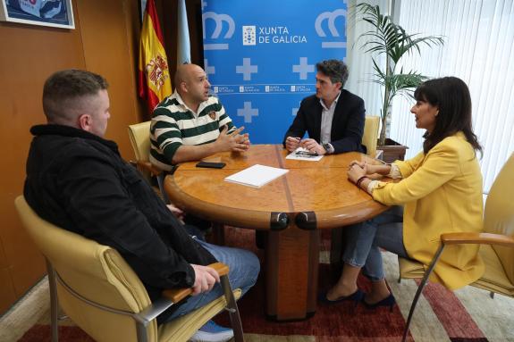 Imaxe da nova:Javier Arias reúnese cos organizadores das carreiras ‘Xacorun’ e ‘Pretorian Race’