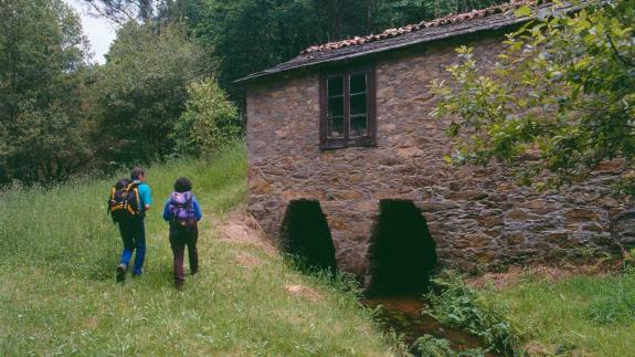 Imaxe da nova:A Xunta concede axudas a preto de 70 concellos de menos de 10.000 habitantes para que melloren as infraestruturas e recursos turíst...