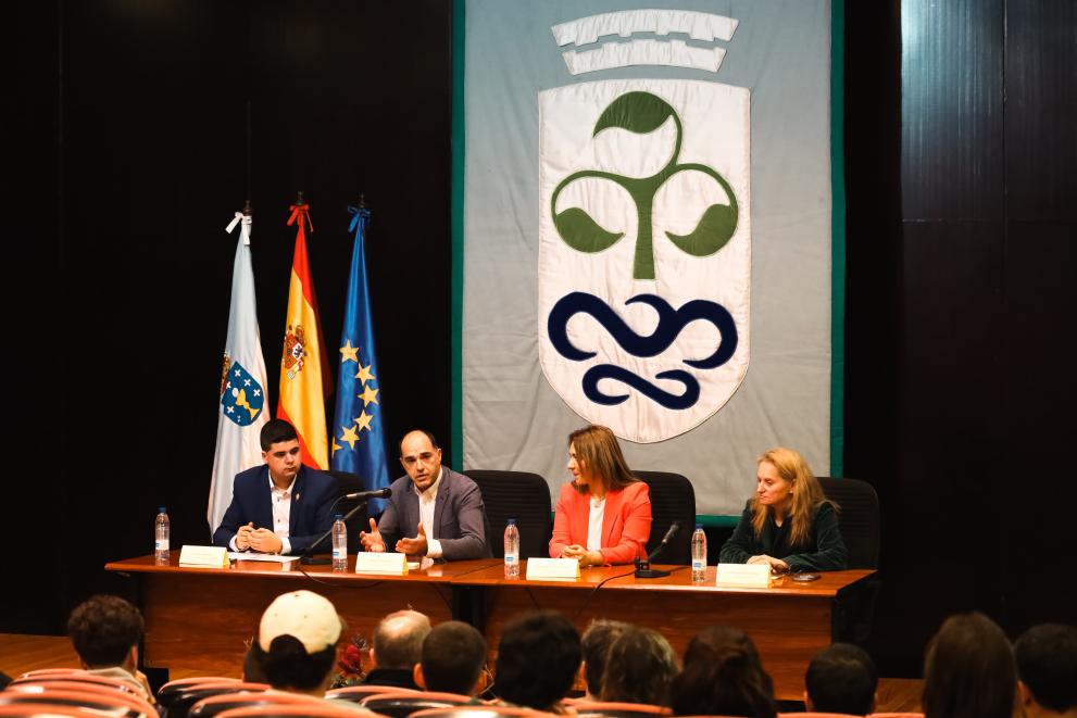 Imaxe 2 de 2 asociada á nova