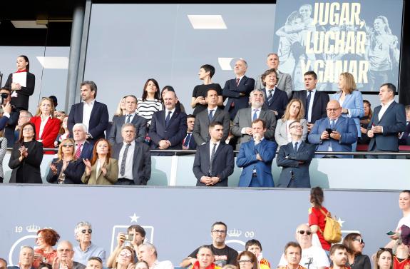 Imaxe da nova:A Xunta apoia en Vigo á Selección feminina española de fútbol no partido fronte a Portugal