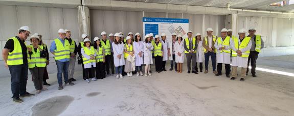Imagen de la noticia:El Centro de Protonterapia de Galicia concluye el búnker que recibirá después del verano el equipo de tratamiento más avanza...