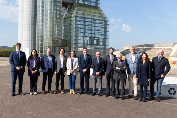 Imaxe da nova:Román Rodríguez felicita aos centros tecnolóxicos galegos polo crecemento experimentado no 2024