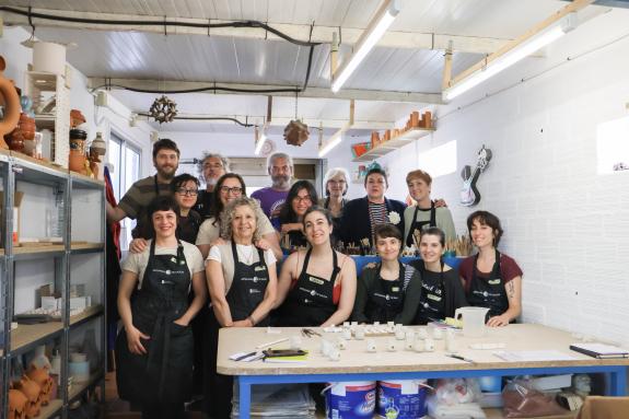 Imagen de la noticia:La Xunta promueve en Vigo la formación especializada en la cerámica