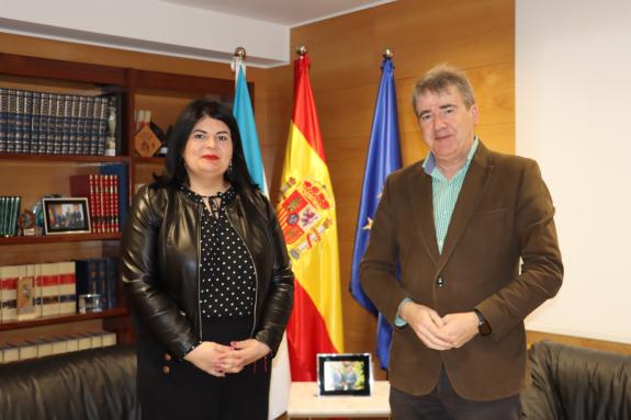 Imagen de la noticia:El delegado territorial de la Xunta en Ourense se reúne con la alcaldesa de Boborás para abordar vías de colaboración en pro...