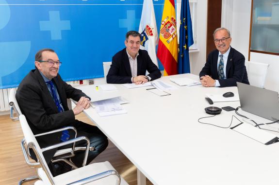 Imaxe da nova:Román Rodríguez planifica co presidente da Real Academia Galega accións conxuntas de futuro