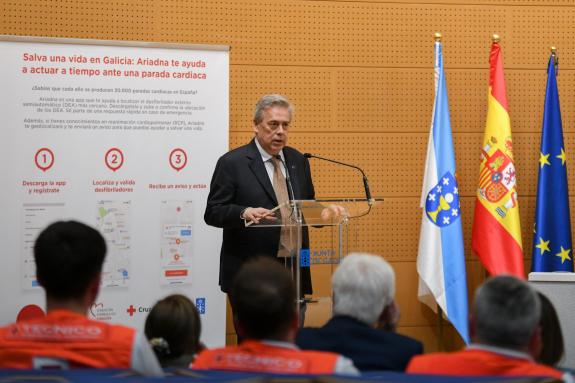 Imagen de la noticia:Gomez Caamaño destaca que la integración del 061 en el Proyecto Ariadna eleva el nivel de cardioprotección de Galicia, con 5...
