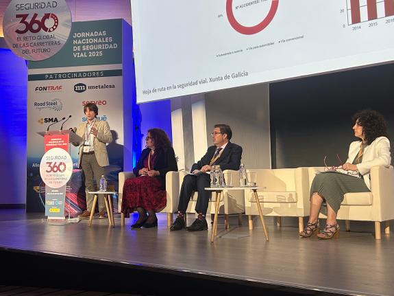 Imagen de la noticia:El director de la Agencia Gallega de Infraestructuras participa en las Jornadas nacionales de seguridad viaria 2025 en Alica...
