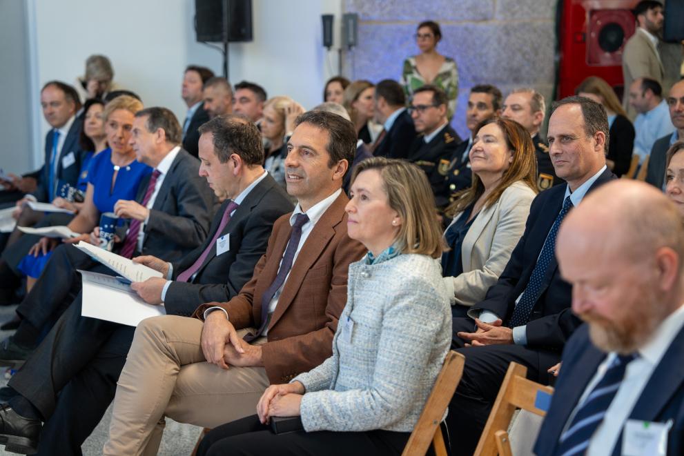 Imaxe 2 de 4 asociada á nova