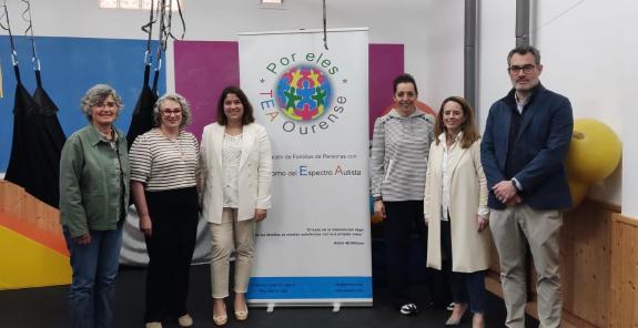 Imagen de la noticia:La Xunta ensalza las iniciativas de la asociación Por Eles Tea de Ourense para acompañar a las personas con autismo y potenc...