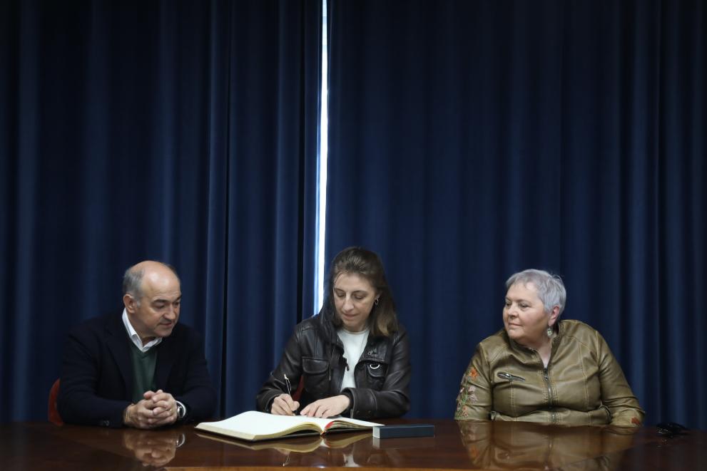 Imaxe 2 de 2 asociada á nova