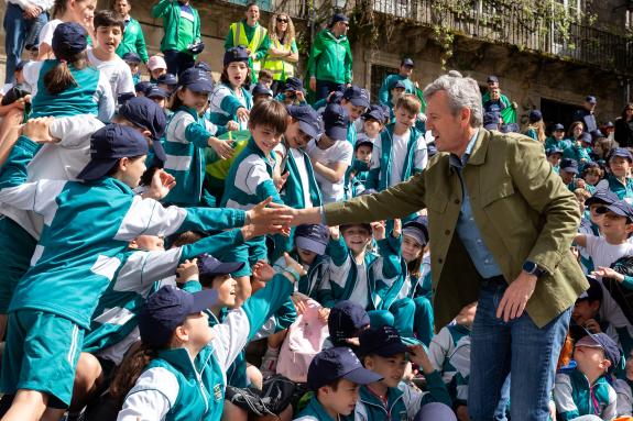 Imaxe da nova:Rueda destaca o valor educativo e patrimonial do Camiño de Santiago na recepción ao alumnado do CPR Plurilingüe Liceo La Paz