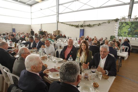Imagen de la noticia:A Xunta destaca a riqueza das razas autóctonas na II Feira do Cocido de Porco Celta de Carballedo