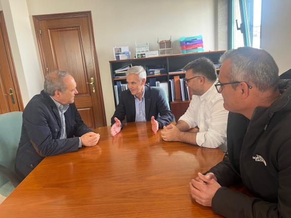 Imaxe da nova:O concello de Vila de Cruces adquire dous novos vehículos para a protección ambiental grazas ao Fondo de Compensación Ambiental da ...